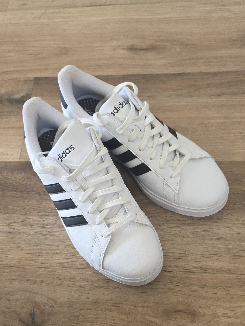 ADIDAS Grand Court 2.0 - Size 11